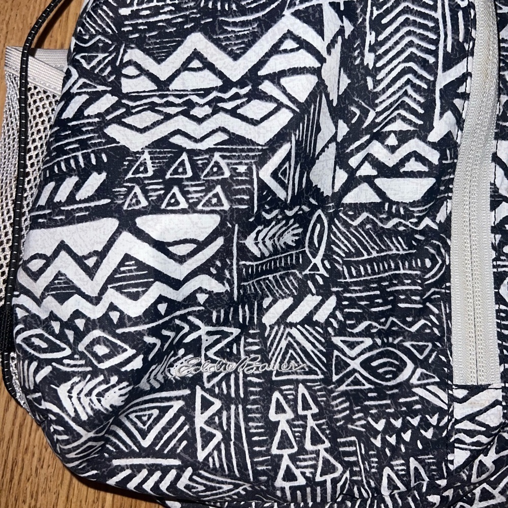 Eddie Bauer Bag - Picture 3 of 5